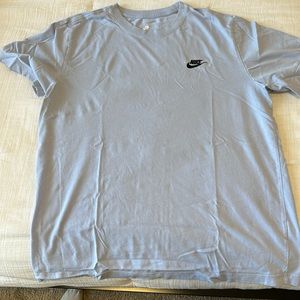 Nike tee shirt with embroidered Nike Logo - Barely worn - color is “light lilac”